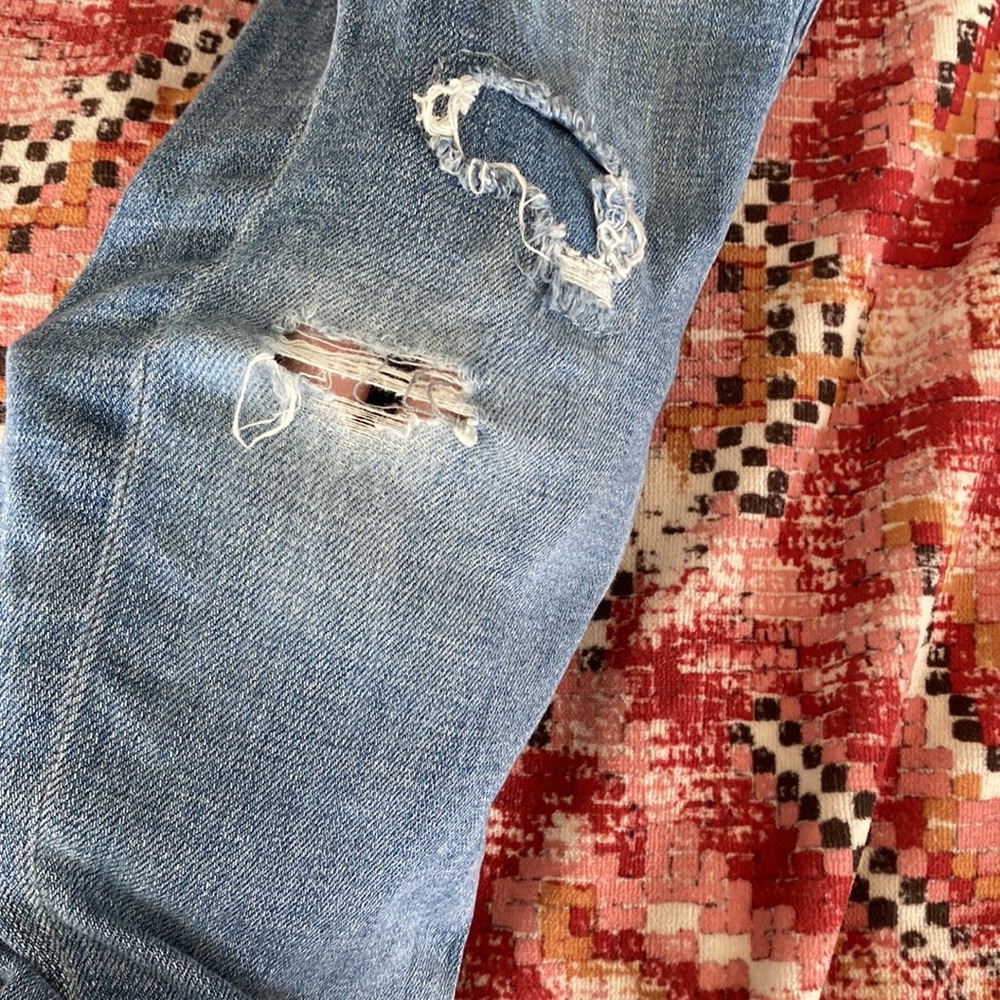 Abercrombie kids super skinny jeans with distressing - Picture 6 of 6